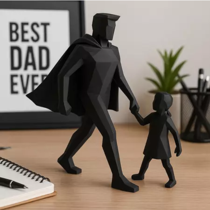 Escultura Decorativa Pai & Filhos | O Primeiro Herói da Vida