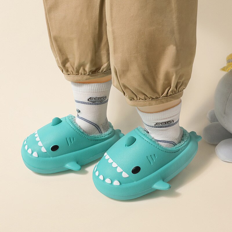 Pantufa Baby Shark Infantil