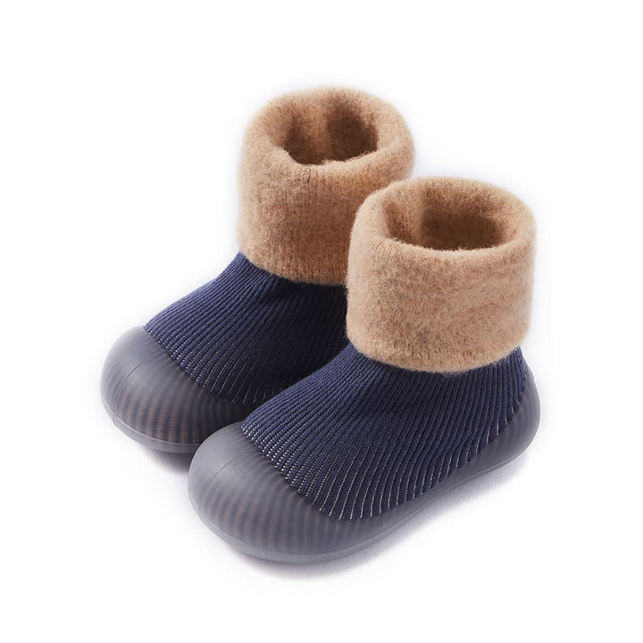 WarmNest – Meia-Sapatinho Antiderrapante para Primeiros Passinhos no Inverno